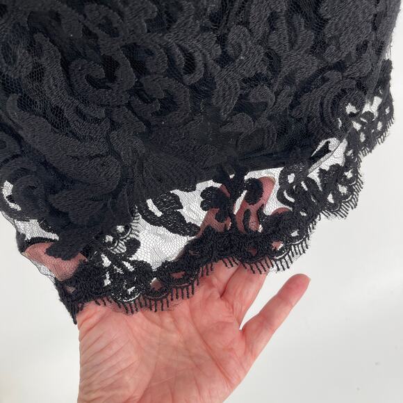 Tadashi Shoji Embroidered Lace V-Neck Cocktail Dress Sz 4 Black Ribbon Waist - Picture 5 of 12